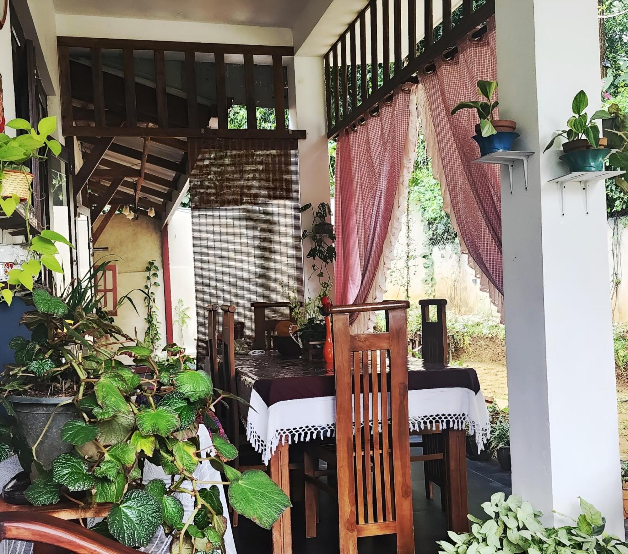 Villa Kresilda Gampola Exterior foto